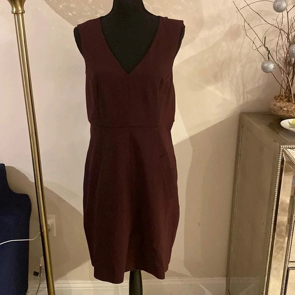 Diane von Furstenberg burgundy dress size 10
